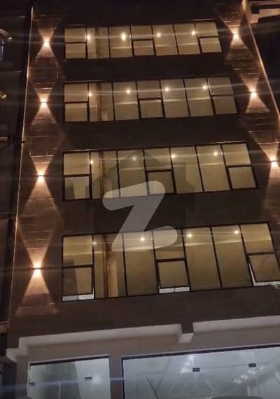 سیٹیلائیٹ ٹاؤن راولپنڈی میں 8 مرلہ Studio عمارت 35.0 کروڑ میں برائے فروخت۔