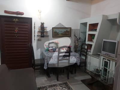 جوہر ٹاؤن فیز 2 - بلاک کیو جوہر ٹاؤن فیز 2,جوہر ٹاؤن,لاہور میں 4 کمروں کا 5 مرلہ مکان 2.45 کروڑ میں برائے فروخت۔