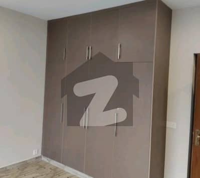 ڈی ایچ اے 9 ٹاؤن ڈیفنس (ڈی ایچ اے),لاہور میں 3 کمروں کا 5 مرلہ مکان 1.0 لاکھ میں کرایہ پر دستیاب ہے۔