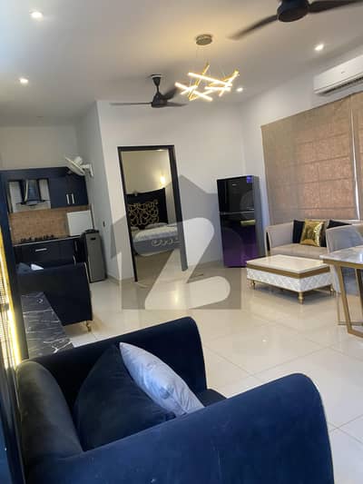 PREMIUM | 500 SQ. YD OWNER-BUILT Bungalow for Sale Prime Location