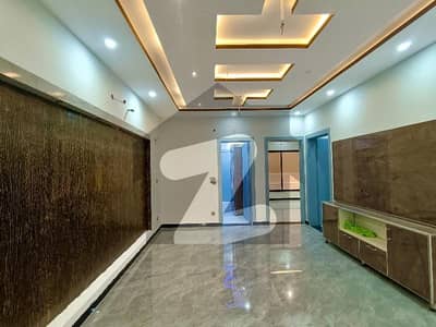 بحریہ ٹاؤن فیز 8 ۔ ابو بکر بلاک بحریہ ٹاؤن فیز 8 ۔ سفاری ویلی,بحریہ ٹاؤن فیز 8,بحریہ ٹاؤن راولپنڈی,راولپنڈی میں 5 کمروں کا 7 مرلہ مکان 2.85 کروڑ میں برائے فروخت۔