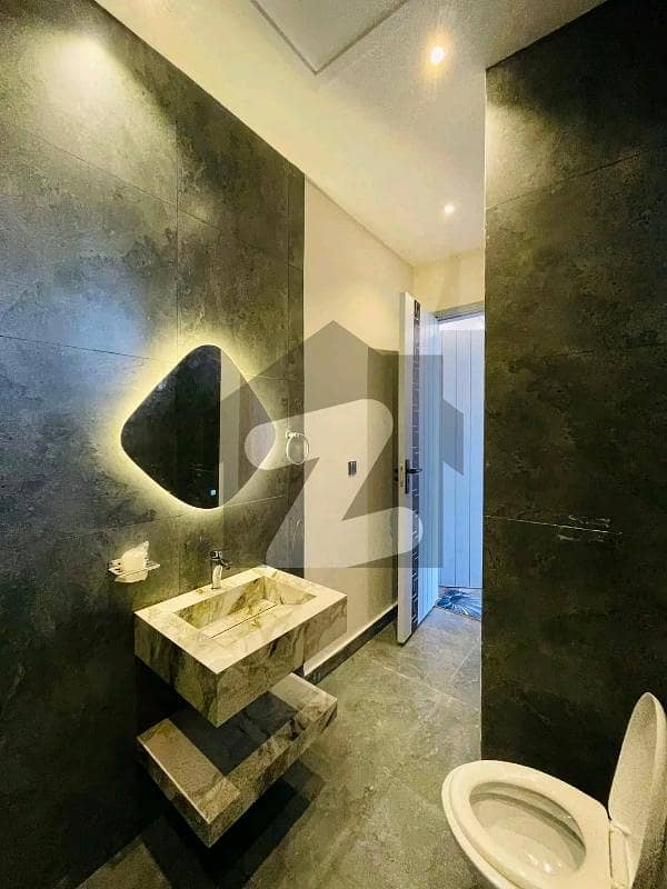 BEAUTIFUL HOUSE FOR RENT AVAILABLE BEAUTIFUL HOUSE FOR RENT AVAILABLE