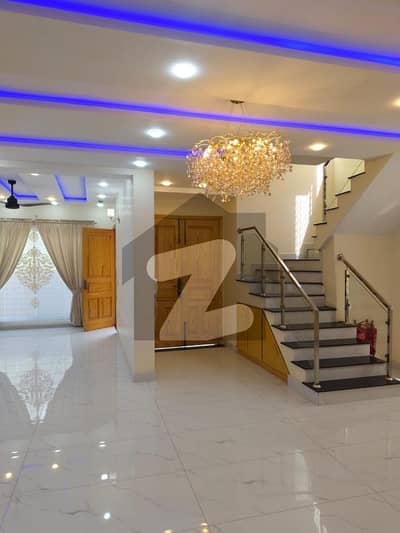 ڈی ایچ اے 11 رہبر سیکٹر 1 - بلاک اے ڈی ایچ اے 11 رہبر سیکٹر 1,ڈی ایچ اے 11 رہبر,لاہور میں 4 کمروں کا 8 مرلہ مکان 3.6 کروڑ میں برائے فروخت۔