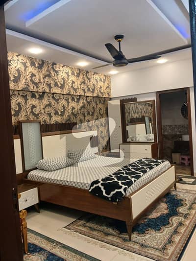 ڈی ایچ اے فیز 8 ڈی ایچ اے ڈیفینس,کراچی میں 3 کمروں کا 7 مرلہ فلیٹ 2.75 لاکھ میں کرایہ پر دستیاب ہے۔