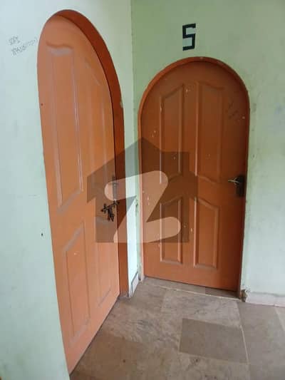 2 BED LOUNGE FLAT AVAILABLE FOR RENT