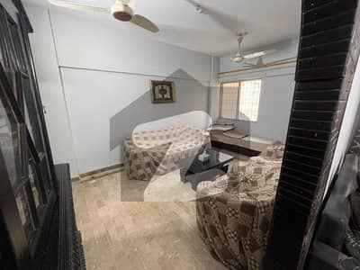 Prime Location Flat Of 1300 Square Feet Is Available For Sale In Gulistan-E-Jauhar - Block 17