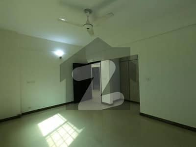 عسکری 11 ۔ سیکٹر بی اپارٹمنٹس عسکری 11,عسکری,لاہور میں 3 کمروں کا 10 مرلہ فلیٹ 2.93 کروڑ میں برائے فروخت۔