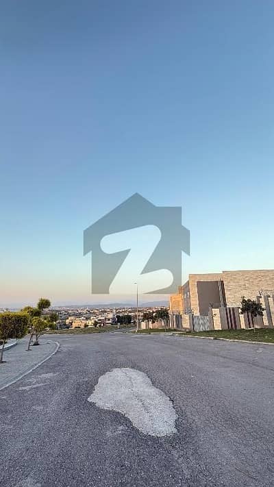 ڈی ایچ اے فیز 5 - سیکٹر اے ڈی ایچ اے ڈیفینس فیز 5,ڈی ایچ اے ڈیفینس,اسلام آباد میں 1 کنال رہائشی پلاٹ 3.35 کروڑ میں برائے فروخت۔