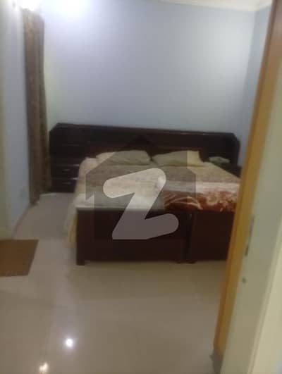 خیابانِ امین ۔ بلاک ای خیابانِ امین,لاہور میں 3 کمروں کا 5 مرلہ مکان 1.29 کروڑ میں برائے فروخت۔