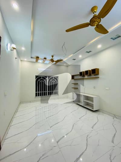 10 Marla Brand New Upper Portion Available For Rent