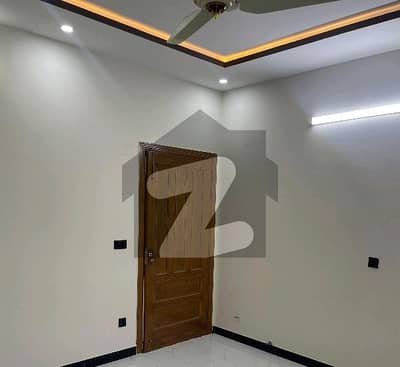 10 Marla Upper Portion In Only Rs. 110000