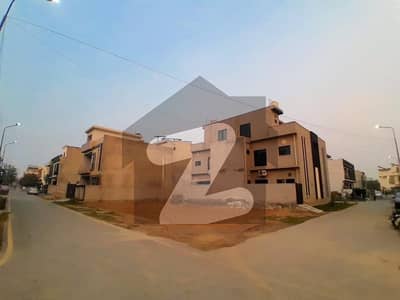 پارک ویو سٹی لاہور میں 10 مرلہ رہائشی پلاٹ 1.1 کروڑ میں برائے فروخت۔