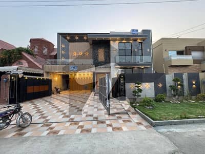 ای ایم ای سوسائٹی لاہور میں 5 کمروں کا 1 کنال مکان 11.0 کروڑ میں برائے فروخت۔