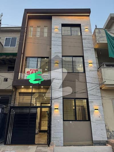 جوبلی ٹاؤن لاہور میں 4 کمروں کا 3 مرلہ مکان 1.58 کروڑ میں برائے فروخت۔