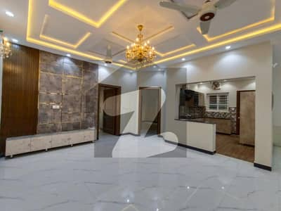 ڈی ایچ اے ڈیفینس فیز 2 ڈی ایچ اے ڈیفینس,اسلام آباد میں 3 کمروں کا 1 کنال بالائی پورشن 95.0 ہزار میں کرایہ پر دستیاب ہے۔