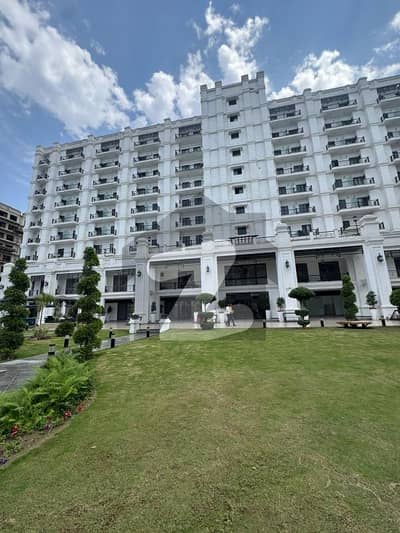 دی سپرنگ آپارٹمنٹس ہومز مین کینال بینک روڈ,لاہور میں 1 کمرے کا 4 مرلہ فلیٹ 65.0 ہزار میں کرایہ پر دستیاب ہے۔