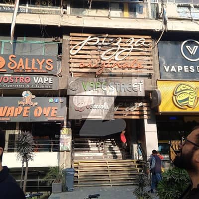 F-7 Shop Available For Rent