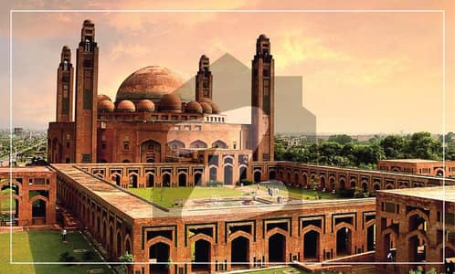 5 MARLA HOT LOCATION COMMERCIAL PLOT FOR SALE IN IQBAL BLOCK- BAHRIA TOWN LAHORE