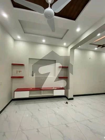 بحریہ انکلیو بحریہ ٹاؤن,اسلام آباد میں 1 کمرے کا 5 مرلہ زیریں پورشن 40.0 ہزار میں کرایہ پر دستیاب ہے۔