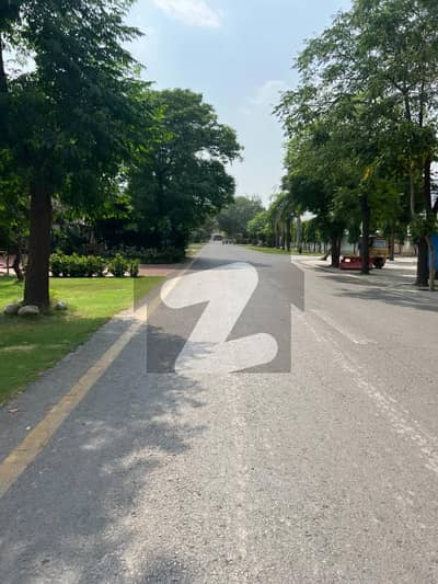 Park View Lahore Phase 8 4 Kanal Plot in E Block | Ideal for a Luxury Palace Home! Closed to Aleem Khan House