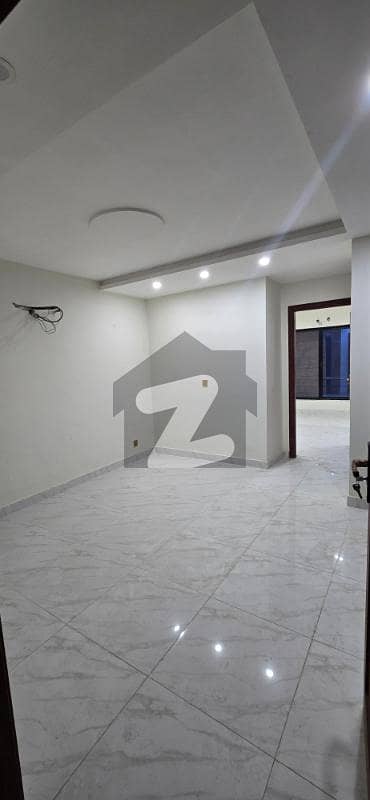 بحریہ ٹاؤن سیکٹر سی بحریہ ٹاؤن,لاہور میں 2 مرلہ Studio دکان 35.0 ہزار میں کرایہ پر دستیاب ہے۔