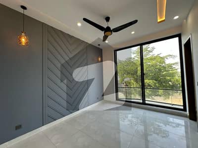 7 Marla Modern And Beautiful House For Sale In Lake City