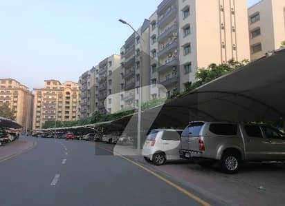 Spacious Flat Is Available For Rent In Ideal Location Of Askari 11