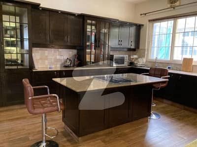 ایف ۔ 8 اسلام آباد میں 3 کمروں کا 2 کنال بالائی پورشن 4.95 لاکھ میں کرایہ پر دستیاب ہے۔