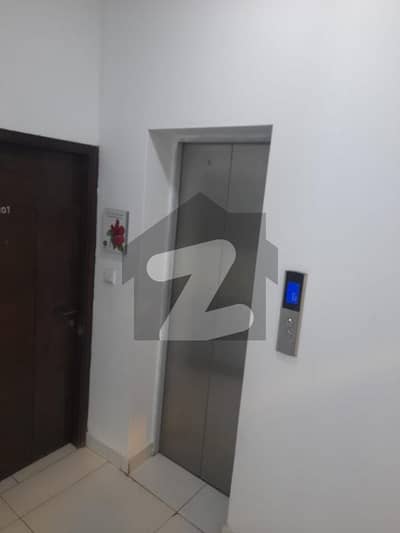 Prime Location Flat 950 Square Feet For Rent In Rahat Commercial Area