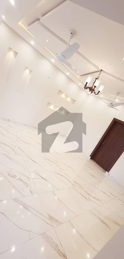 Zarkoon Heights Flat Available For Rent