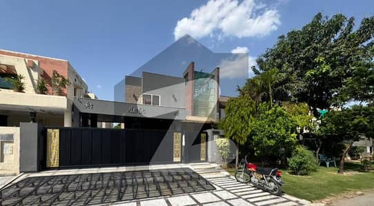 2 KANAL MODERN HOUSE FOR SALE IN DHA PHASE 5