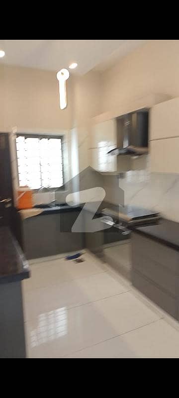 P8 villa 272 sq yard 4bed drawing n lounge