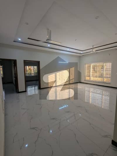 جی ۔ 16 اسلام آباد میں 4 کمروں کا 1 کنال بالائی پورشن 1.0 لاکھ میں کرایہ پر دستیاب ہے۔