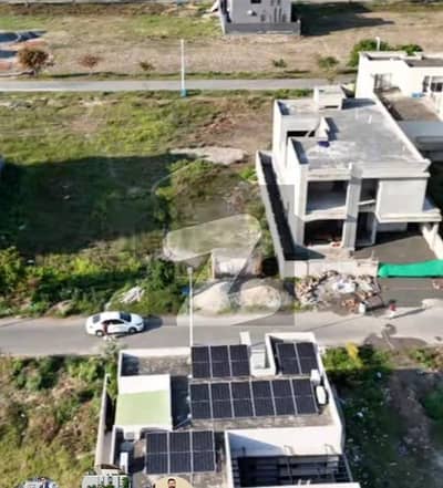 ڈی ایچ اے فیز 7 - بلاک یو فیز 7,ڈیفنس (ڈی ایچ اے),لاہور میں 1 کنال رہائشی پلاٹ 4.1 کروڑ میں برائے فروخت۔