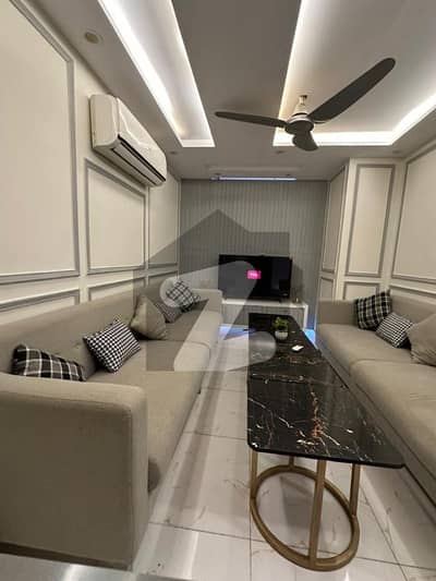 Luxury Apartment for Rent Short and Long Time in Bahria Town Lahore.