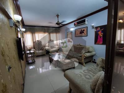 Prime Location Flat Of 950 Square Feet In Badar Commercial Area Is Available