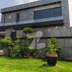 Prime Location 1 Kanal House Available For Sale