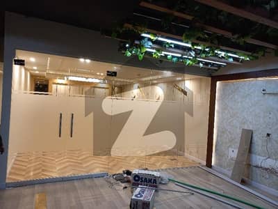 ڈی ایچ اے فیز 4 ڈیفنس (ڈی ایچ اے),لاہور میں 8 مرلہ Studio دفتر 1.4 لاکھ میں کرایہ پر دستیاب ہے۔