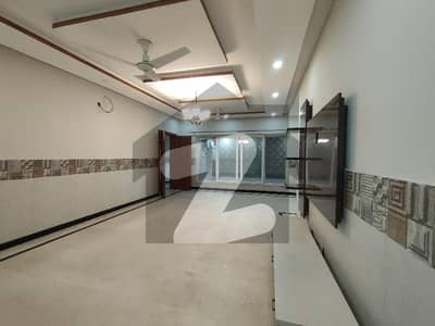 ای ۔ 11 اسلام آباد میں 3 کمروں کا 1 کنال زیریں پورشن 1.2 لاکھ میں کرایہ پر دستیاب ہے۔