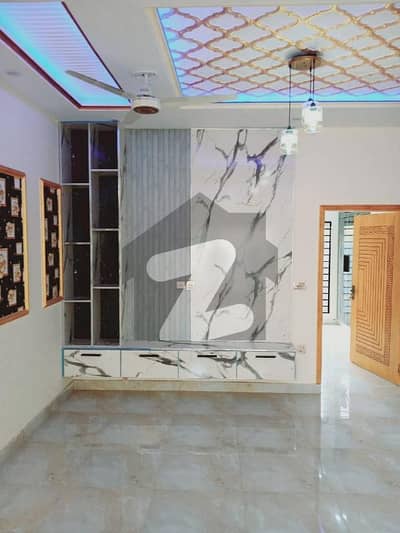 نیو لاہور سٹی ۔ فیز 2 نیو لاهور سٹی,لاہور میں 3 کمروں کا 5 مرلہ مکان 60.0 ہزار میں کرایہ پر دستیاب ہے۔