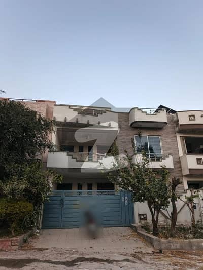 جی ۔ 15 اسلام آباد میں 5 کمروں کا 7 مرلہ مکان 2.92 کروڑ میں برائے فروخت۔