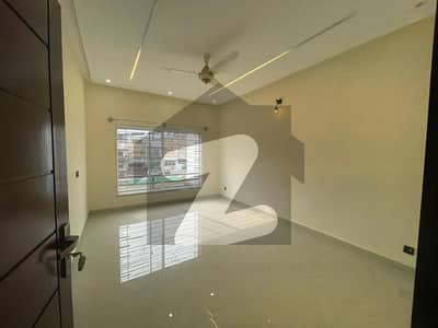 بحریہ انکلیو بحریہ ٹاؤن,اسلام آباد میں 5 کمروں کا 10 مرلہ مکان 1.65 لاکھ میں کرایہ پر دستیاب ہے۔ بحریہ انکلیو بحریہ ٹاؤن,اسلام آباد میں 5 کمروں کا 10 مرلہ مکان 1.65 لاکھ میں کرایہ پر دستیاب ہے۔