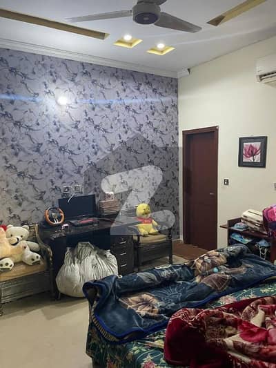 3 Marla Tile Floor Ground Floor Portion For Rent Near College Road