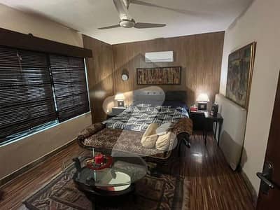 واپڈا ٹاؤن فیز 1 واپڈا ٹاؤن,لاہور میں 5 کمروں کا 10 مرلہ مکان 4.25 کروڑ میں برائے فروخت۔