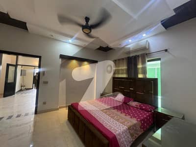 بحریہ ٹاؤن ۔ سیکٹر ایف بحریہ ٹاؤن,لاہور میں 3 کمروں کا 10 مرلہ بالائی پورشن 1.2 لاکھ میں کرایہ پر دستیاب ہے۔
