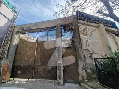 43 Marla Commercial Building For Sale. Ideal For Warehouses, IT companies, Business Owners, and For Investors.