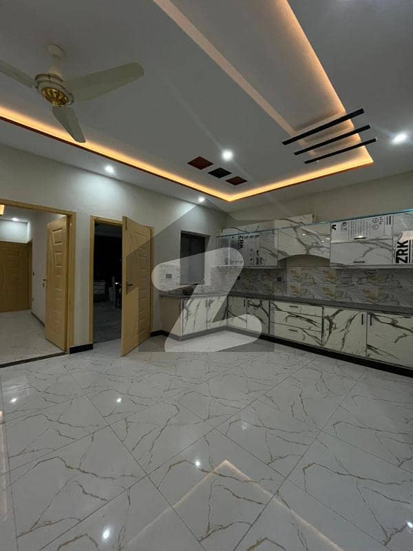 Beautiful 5.5 Marla Brand New House for (Residential/Commercial) purpose. Beautiful 5.5 Marla Brand New House for (Residential/Commercial) purpose.