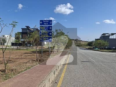 بحریہ ٹاؤن فیز 8 - بحریہ آرچرڈ بحریہ ٹاؤن فیز 8,بحریہ ٹاؤن راولپنڈی,راولپنڈی میں 5 مرلہ رہائشی پلاٹ 16.5 لاکھ میں برائے فروخت۔