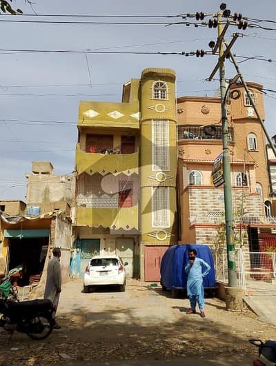 کورنگی کراچی میں 4 کمروں کا 5 مرلہ مکان 4.5 کروڑ میں برائے فروخت۔