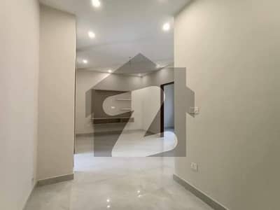 13 Marla 4 bedroom apartment available for rent McDonald side